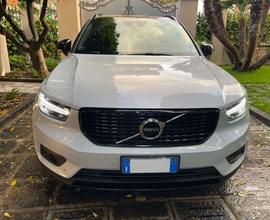 Volvo XC40 T4 Recharge R-design