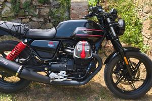 MOTO GUZZI V7 STONE