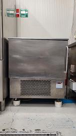 Abbattitore Positivo , 5 teglie.   Acciaio Inox