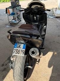 T-max 500 2010
