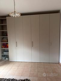 Armadio a 6 ante di mobilificio