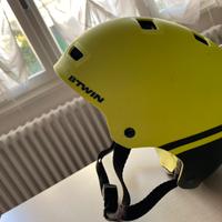 Casco Btwin bambino