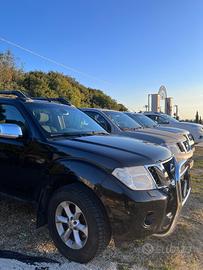 Nissan Navara 2.5 dCi 190CV 4 porte Double Cab Spo