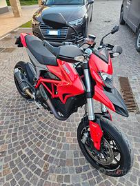 Ducati hypermotard 821