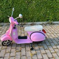 Vespa rosa
