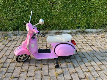 Vespa rosa