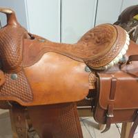 Sella americana  con borse in cuoio