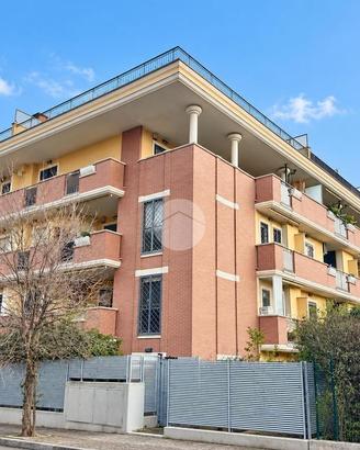 4 LOCALI A ROMA