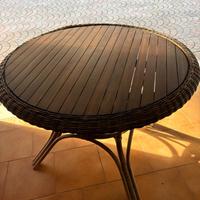 Tavolo da esterno e 2 sedie coordinate