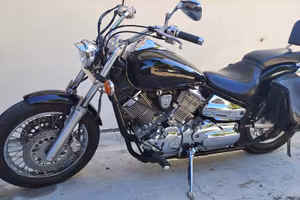 Yamaha XVS Drag Star 1100 Custom