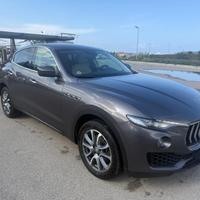 MASERATI LEVANTE 275 CV COME NUOVA