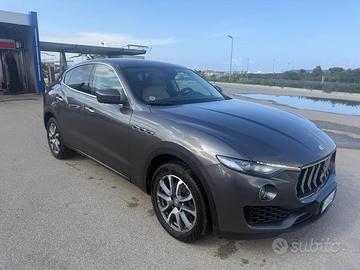 MASERATI LEVANTE 275 CV COME NUOVA