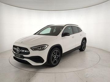 Mercedes-Benz GLA 200 d Premium 4matic auto