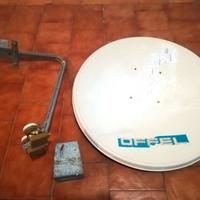 Parabola satellitare 80cm 2 LNB staffa sat