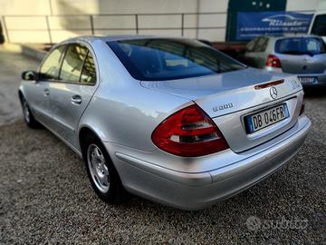 Mercedes E 200 K metano Avantgarde