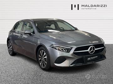 MERCEDES-BENZ A 180 d Advanced auto