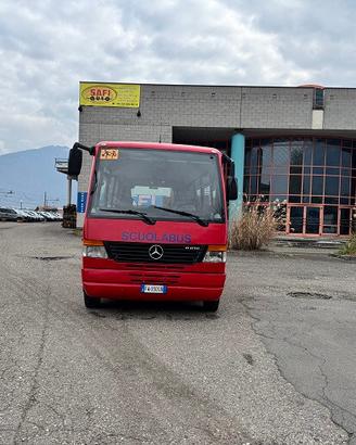 Autobus Scuole Mercedes-Benz V 818D