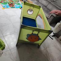 culla campeggio più materassino 