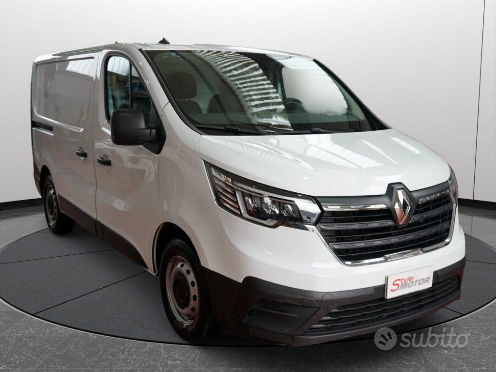 Renault Trafic 2024 photo 2