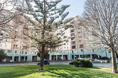 Ampio Bivano Ristrutturato a Nuovo Posto Auto