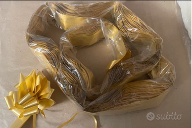 Coccarda per confezioni, colore oro