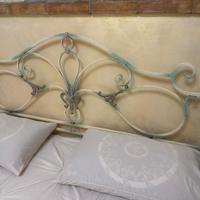Letto matrimoniale in ferro battuto completo