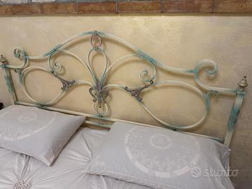 Letto matrimoniale in ferro battuto completo