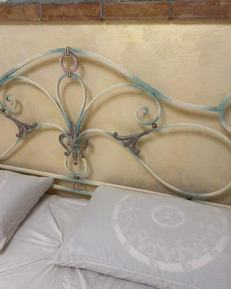 Letto matrimoniale in ferro battuto completo