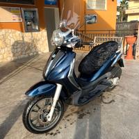 Piaggio Beverly 300 ie Tourer (2009)