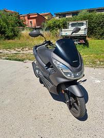Honda pcx 125cc (2018) usato come nuovo