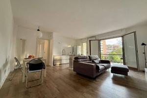 Appartamento di 83 m² con 3 locali e box auto a Ro