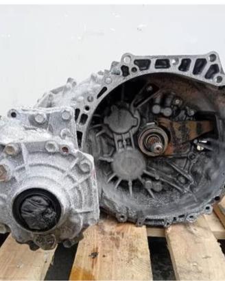 CAMBIO MANUALE USATO RAV 4 3° SERIE 2.2 TD
