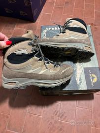 Scarponi trekking La Sportiva
