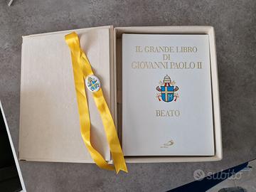 LIBRO DA COLLEZIONE PAPA GIOVANNI PAOLO II