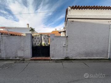 Casa singola con cortile privato a Villa San Pietr