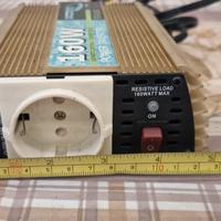 Power Inverter 160W per avere la 220volts in auto