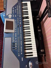Korg Pa 800
