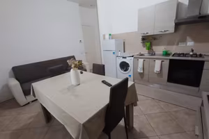 Monolocale 50 m2 circa