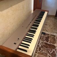 Pianola elettrica Orla stage