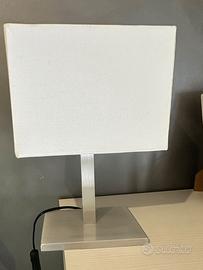 Lampada da Tavolo Moderna Paralume Bianco Allumini