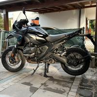 Bmw gs 1300 triple black