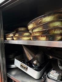 Piatti e attrezzatura varie Cucina