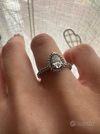Anello Pandora