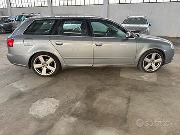 Audi A4 2.0 T 20V Avant