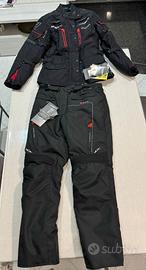Tuta moto donna Nuova, mai usata. Prezzo RIBASSATO