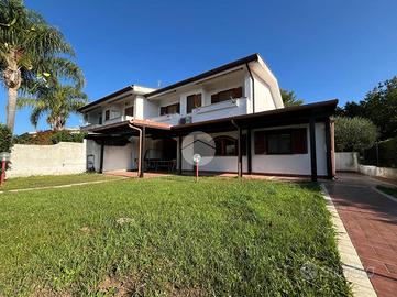 PORZIONE DI QUADRIFAMILIARE A SABAUDIA