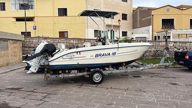 Solo scafo - senza motori e senza Ecoscandaglio