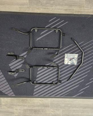 Portavaligie laterale GIVI PLO2174MK Yamaha Tenere