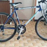 bici Mountain bike bianca blu 26