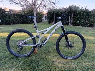 Specialized Stumpjumper Comp 2022